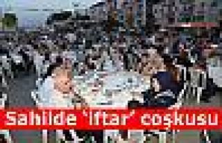 Sahilde ‘iftar’ coşkusu