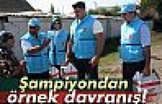 Şampiyondan örnek davranış!