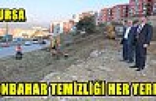 Temizlik çalışmaları devam ediyor.