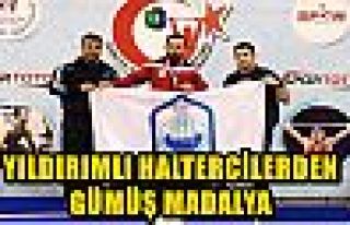 YILDIRIMLI HALTERCİLERDEN GÜMÜŞ MADALYA