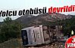 Yolcu otobüsü devrildi: 37 yaralı